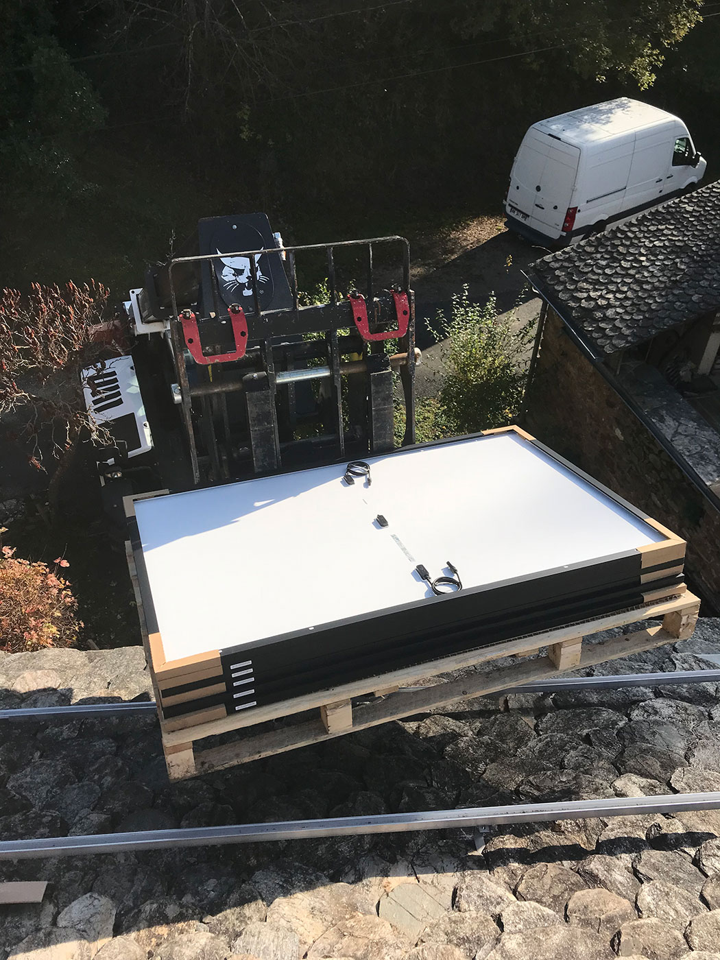 Installation photovoltaique sur toit en lauze d